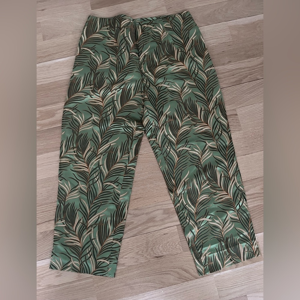 Green Leaf-Print Pants